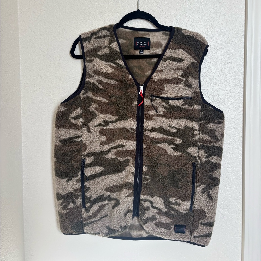 Mountain Standard Camo Sherpa Fleece Best Size M Medium Vest outdoors